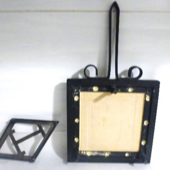Cast Trivet & Signed Tile TRIVET Made in Turkey Sogut SSS TSE - Picture 3 of 6